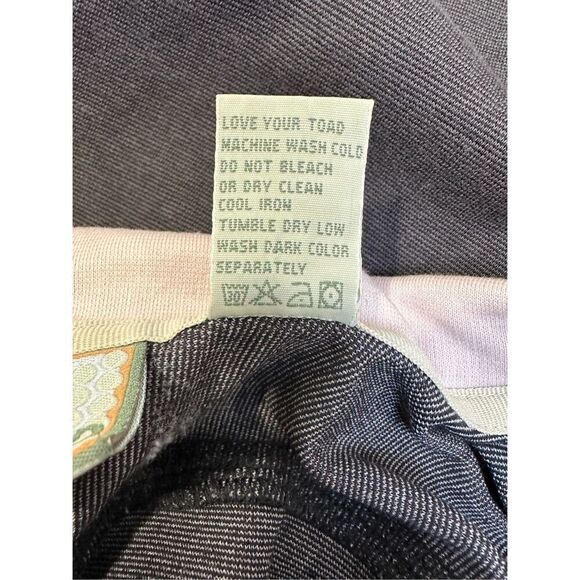 Horny Toad women’s gray 1/4 zip cropped sweatshirt size Small.  #44-1611 - Picture 2 of 4